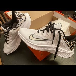 Women’s Nike Quest 3 PRM size 10